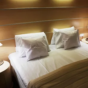 Domus Expo Hotel